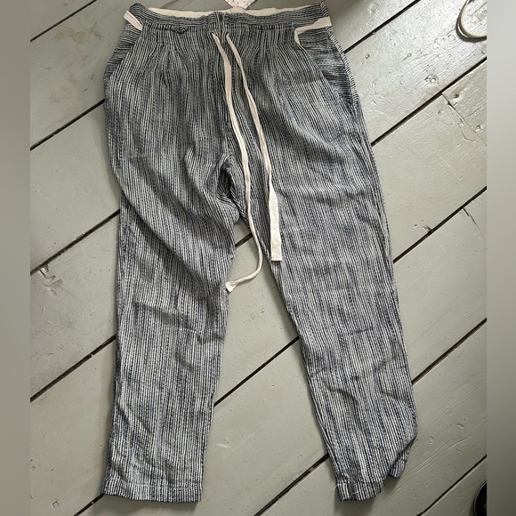 Sold - Picture 2 of 8